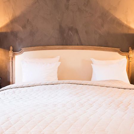 Suitehotel Posthoorn Монникендам Экстерьер фото
