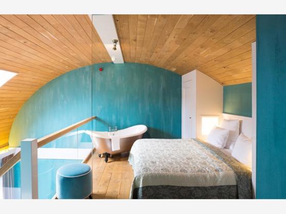 Suitehotel Posthoorn Монникендам Экстерьер фото