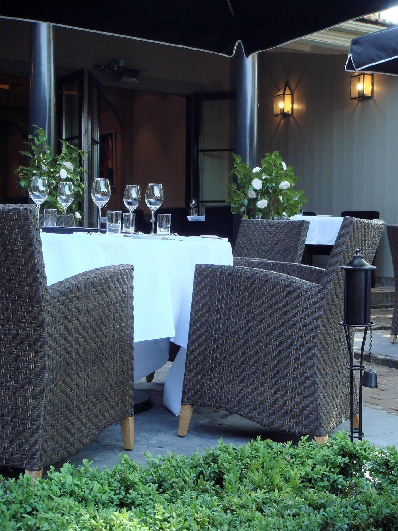 Suitehotel Posthoorn Монникендам Экстерьер фото